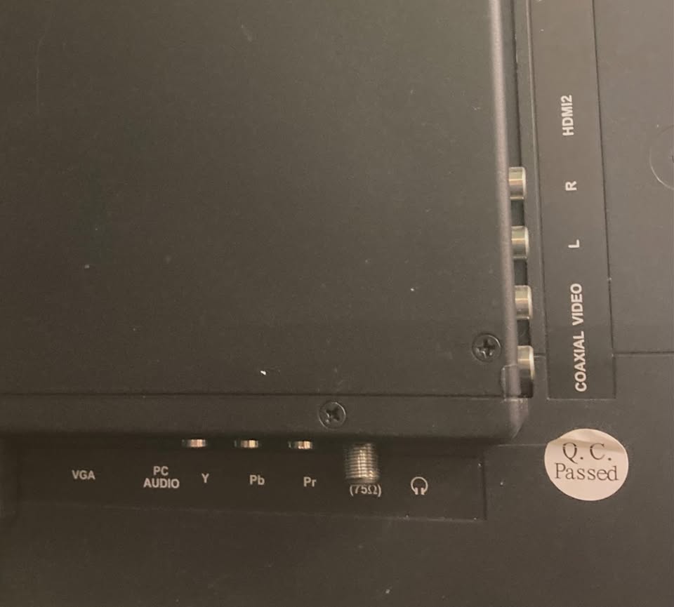 22" Seiki  LCD TV No Remote #  SE222FS