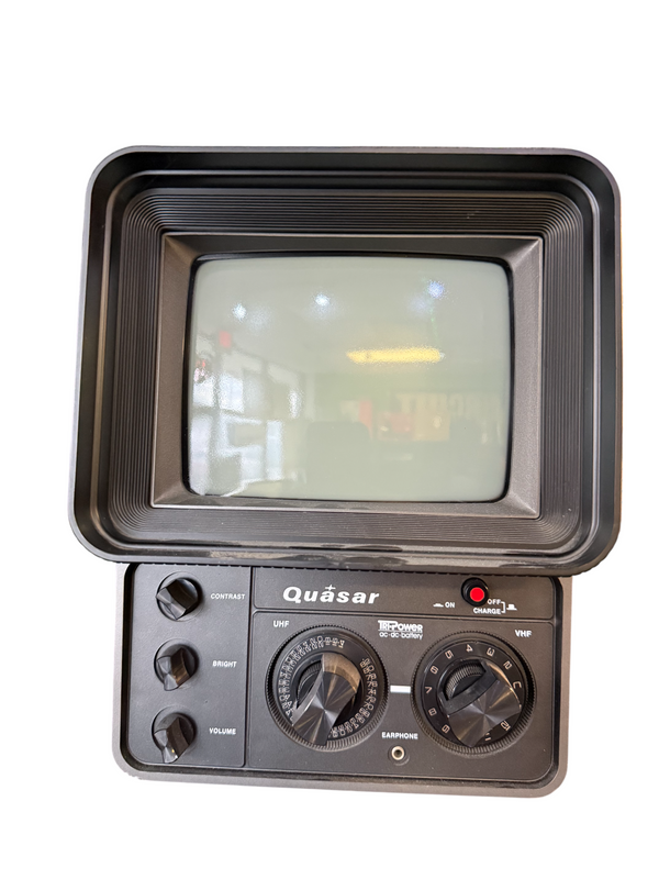 Vintage Quasar XP1777PE Portable Black & White CRT Television