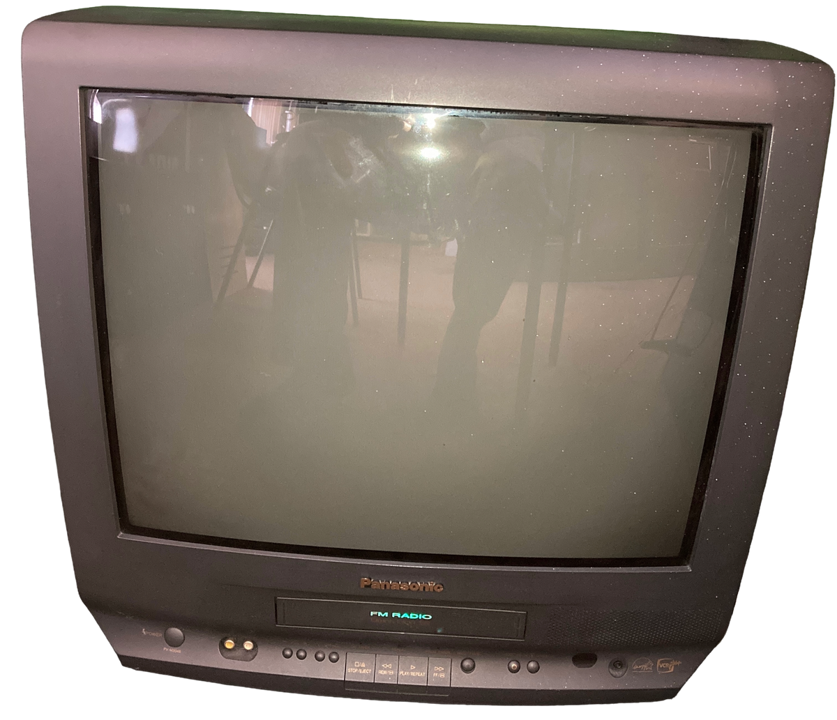 20" PANASONIC PV-M2048 COLOR CRT TELEVISION WITH REMOTE