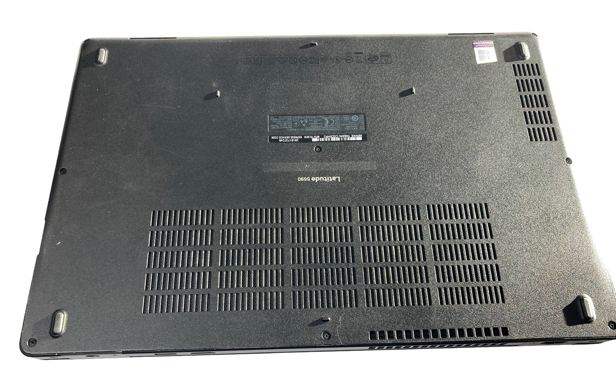 15.6" Dell Latitude 5590 Laptop Computer