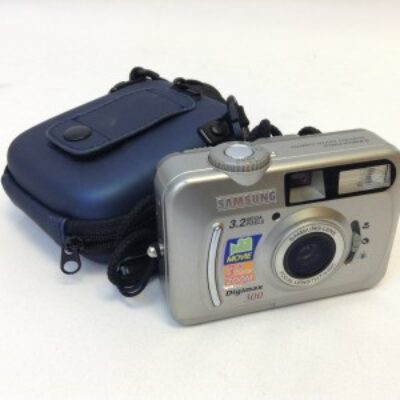 Samsung Digimax 300 Digital Camera with Kodak Case