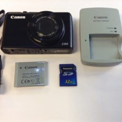 Canon Powershot S90 10MP Point & Shoot Digital Camera 3.8X Zoom Lens Bundle